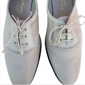 Salvatore Ferragamo cream / light tan oxford 7.5